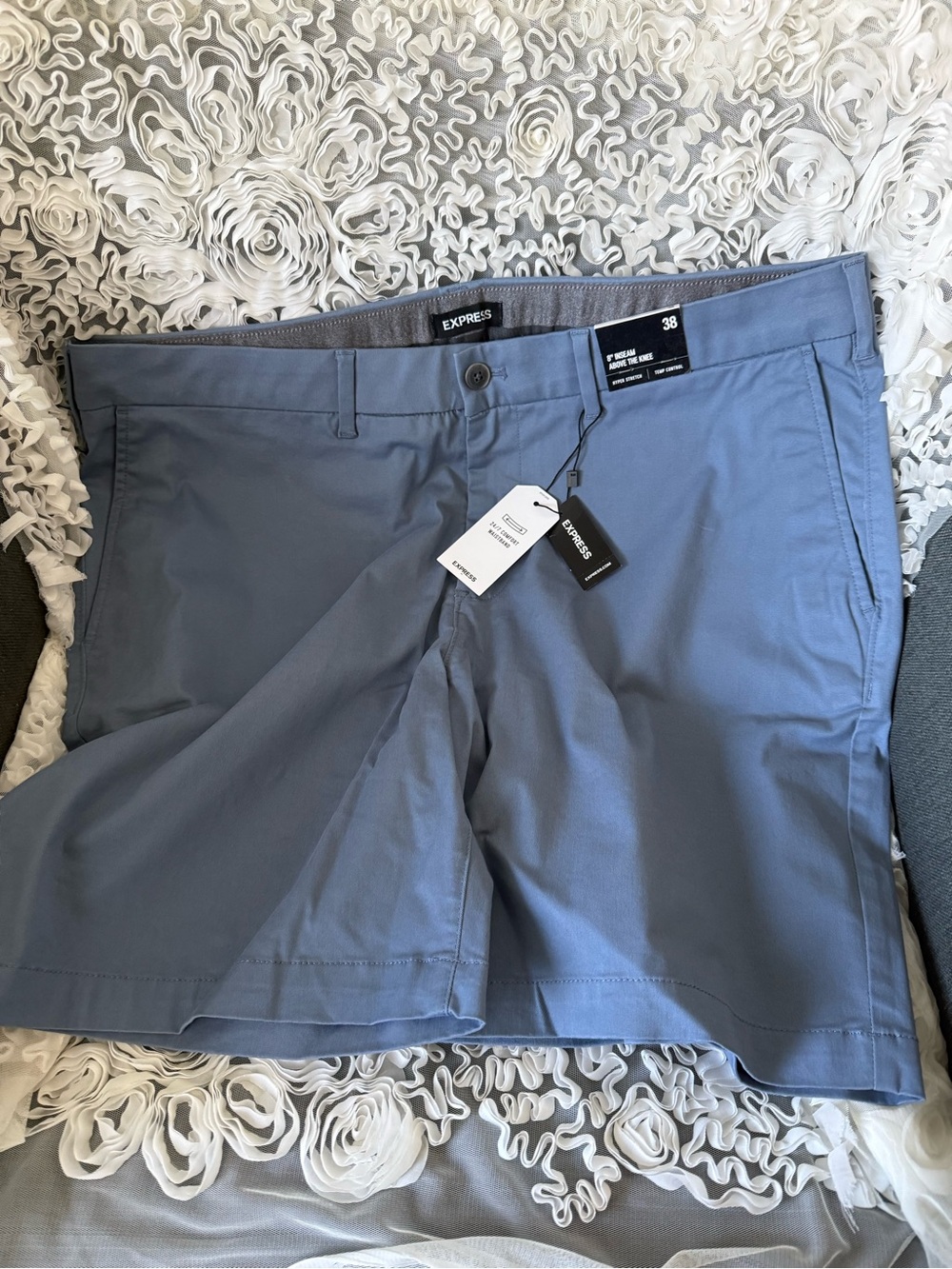 BNWT! Express Men's Slate Blue Flat-Front Shorts